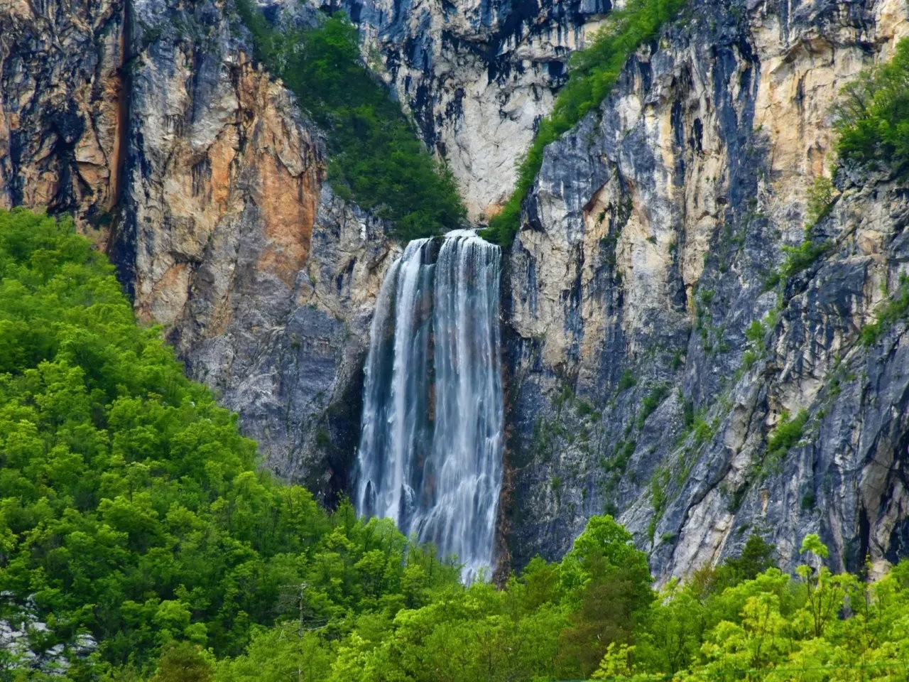 Soča Valley Transfers and Shuttle Services